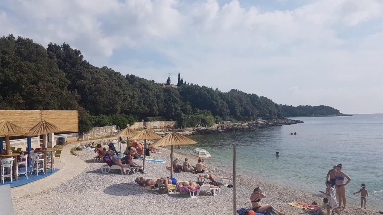 Sea breeze studio Hotel Pula Exterior foto