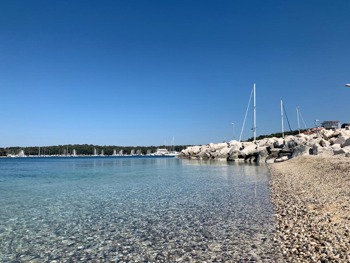Sea breeze studio Hotel Pula Exterior foto
